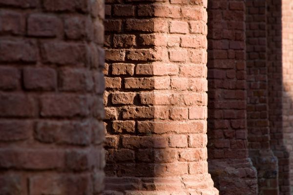 Brick Pillars Installation in Lady Lake
