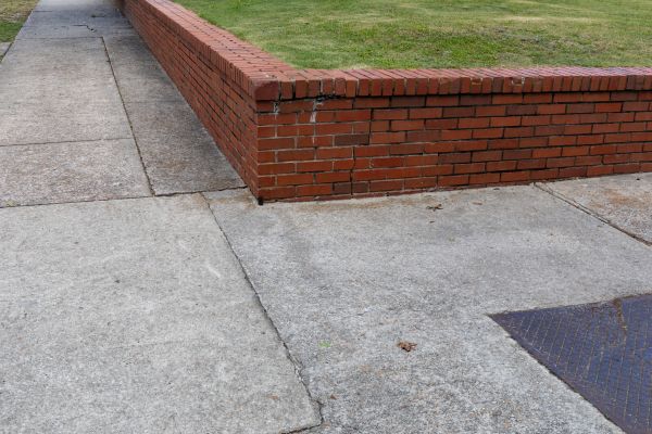 Brick Retaining Wall Repair in Lady Lake